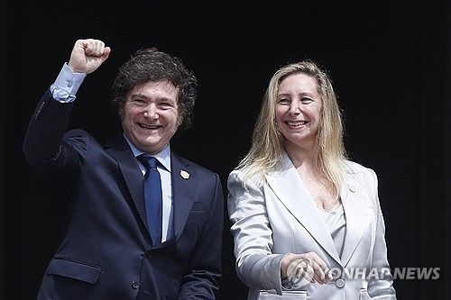 하비에르 밀레이 아르헨티나 대통령과 여동생 카리나 비서실장