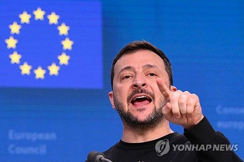 북한의 전투병 러시아 파병설을 주장하는 볼로디미르 젤렌스키 [AFP 연합뉴스. 재판매 및 DB 금지]