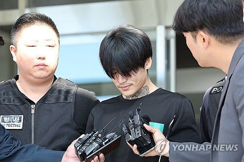 검찰청으로 송치되는 '묻지마 살해범' 박대성