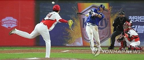 류지혁, 양현종 상대로 2루타