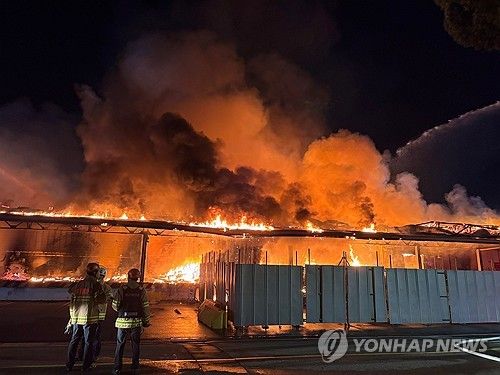 주한미군 창고서 큰불