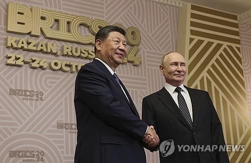 시진핑 중국 국가주석(좌)와 블라디미르 푸틴 러시아 대통령