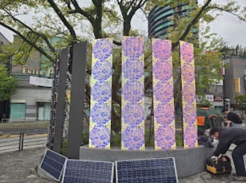 전북대학교에 전시 중인 후랭키 작품