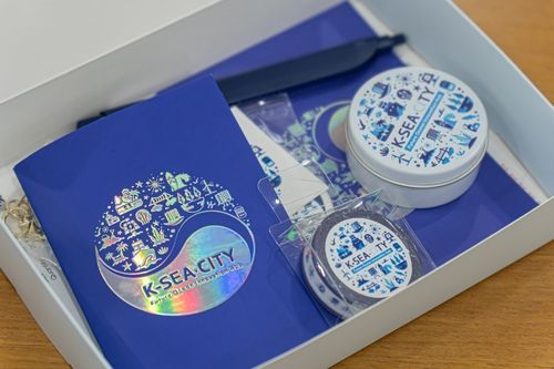 자율연구그룹 연구성과물 K-Sea(c)ity 굿즈