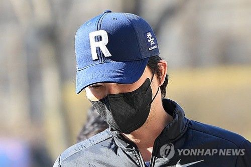 영장심사 출석하는 '마약투약 혐의' 오재원
