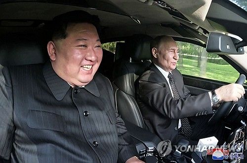 김정은 북한 국무위원장과 블라디미르 푸틴 러시아 대통령