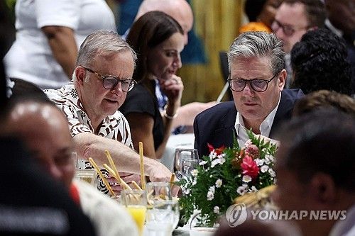 영연방 정상회의 참석한 영국, 호주 정상들