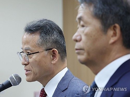 '소위원회 의결정족수 안건 의결 회피 규탄'