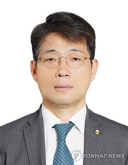 유상대 한국은행 부총재