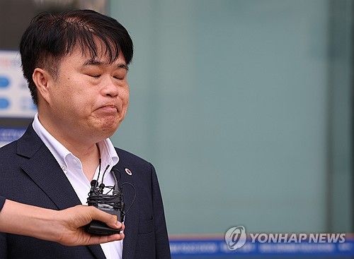 굳은 표정의 임현택 의협 회장