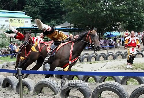남양주 몽골문화촌 마상공연