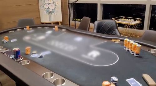 불법 홀덤펍 내부 모습