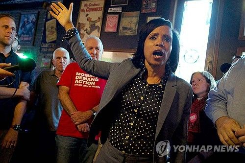 미 메릴랜드주 연방상원의원 선거에서 민주당 후보로 나언 안젤라 알소브룩스. 