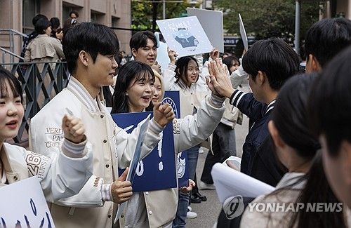 내년에 후배로 꼭 만나요