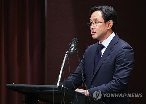 최윤범 고려아연 회장