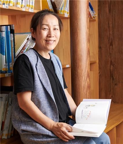 '길작은도서관' 연 김선자씨