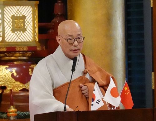제24차 한중일 불교우호교류회의 참가한 진우스님