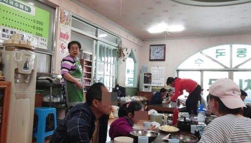 국수가게 운영하며 장학금 기부한 박승희 할머니