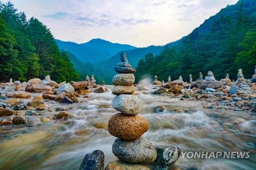 백담사 백담계곡 돌탑