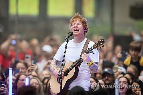 뉴욕 공연 중인 에드 시런