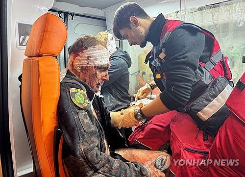 부상당한 경찰관