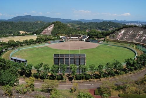 롯데 선수단이 수비 강화 훈련을 소화할 일본 미야자키 다이오다니 야구장