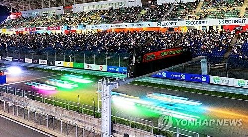 한여름 밤의 스피드 경쟁