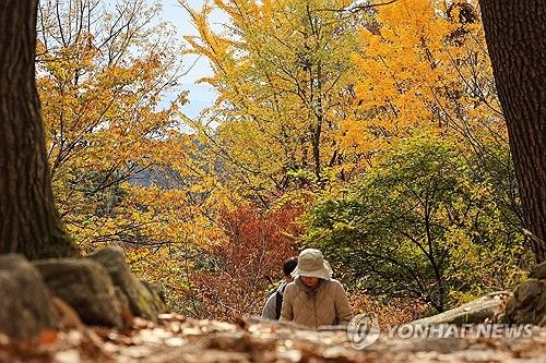 가을 맞은 북한산