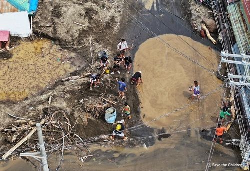 필리핀을 강타한 열대성 폭풍 짜미가 지나간 피해 지역