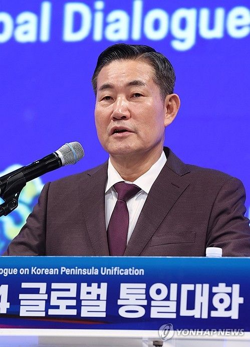 기조연설하는 신원식 국가안보실장