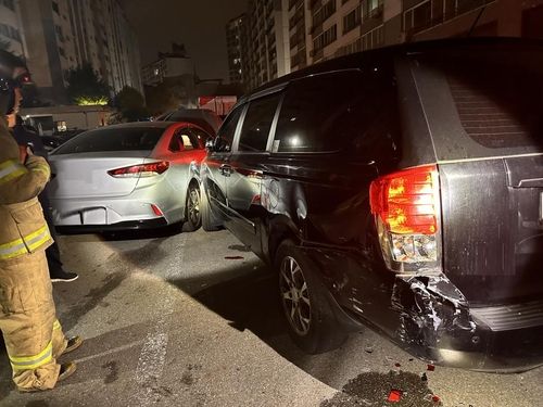 파손된 차량