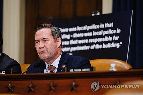 트럼프 안보보좌관에 발탁된 왈츠 하원의원