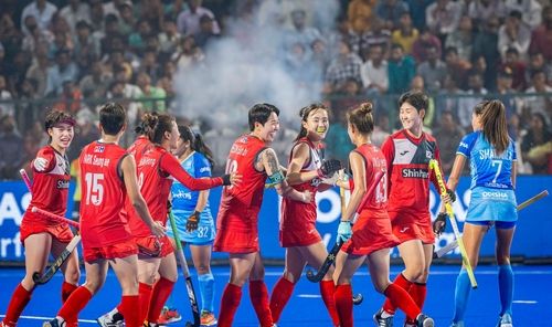 인도와 경기에서 득점 후 기뻐하는 한국 선수들. 