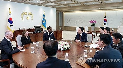 윤석열 대통령, 미국 시사주간지 뉴스위크와 인터뷰