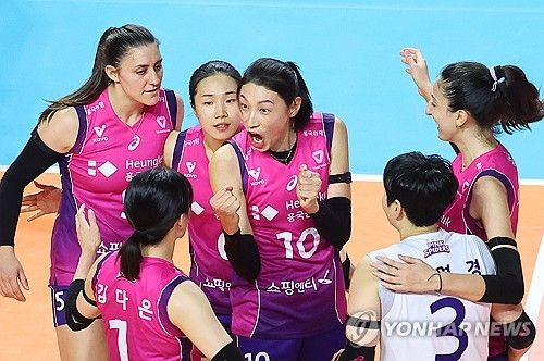 기뻐하는 김연경