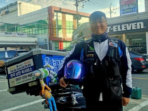 낭만 퀵서비스 대표 주진홍씨