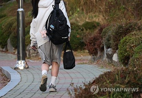 한파 없는 수능, 반바지 입고