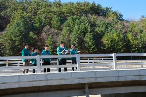 태백시, 내량천·방터골천 하천 정비 마무리…침수 피해 예방 - 2