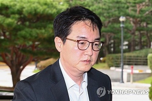 출근하는 심우정 검찰총장