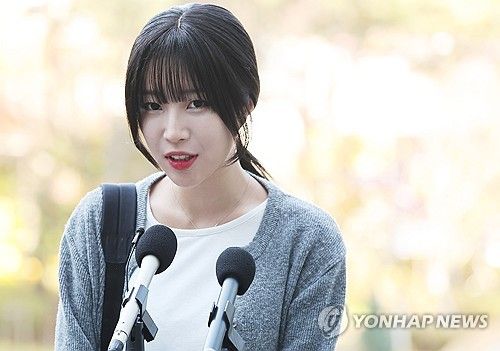 질문에 답하는 쯔양