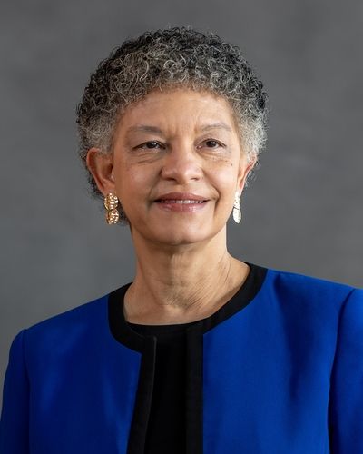 수전 콜린스 보스턴 연은 총재