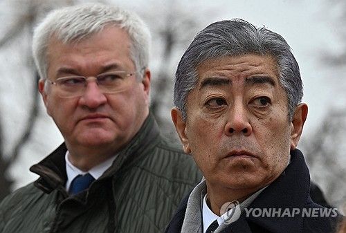 우크라이나 방문한 이와야 일본 외무상