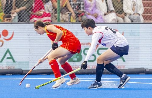 한국과 중국의 경기 모습. 