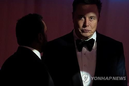 지난 14일(현지시간) 플로리다 마러라고에서 열린 갈라 파티에 참석한 일론 머스크