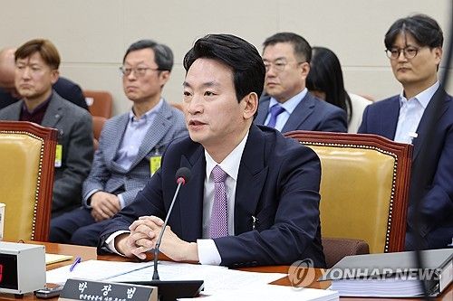 답변하는 박장범 KBS 사장 후보자