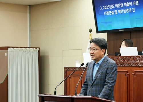 지난 18일 구의회에서 예산안 제출에 따른 시정연설을 하는 오승록 노원구청장