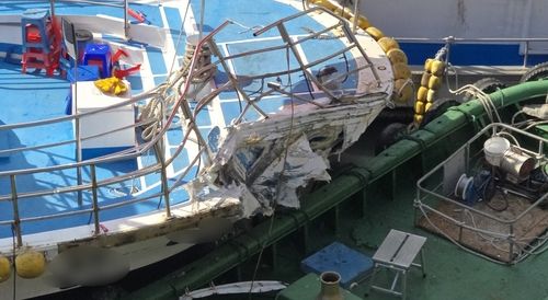 파손된 어선