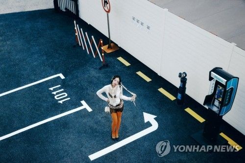 제니 새 싱글 '만트라'