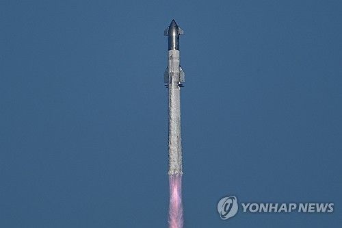 스페이스X의 달·화성우주선 스타십 6차 시험비행 발사