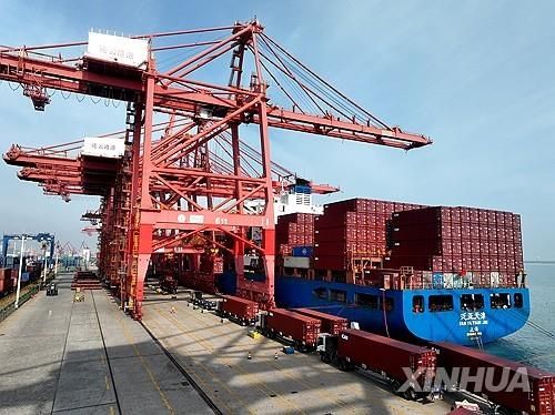 중국의 한 무역항